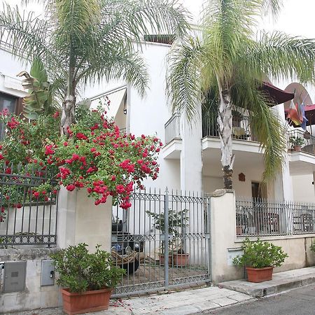 Residence Angelica Oria  Bagian luar foto